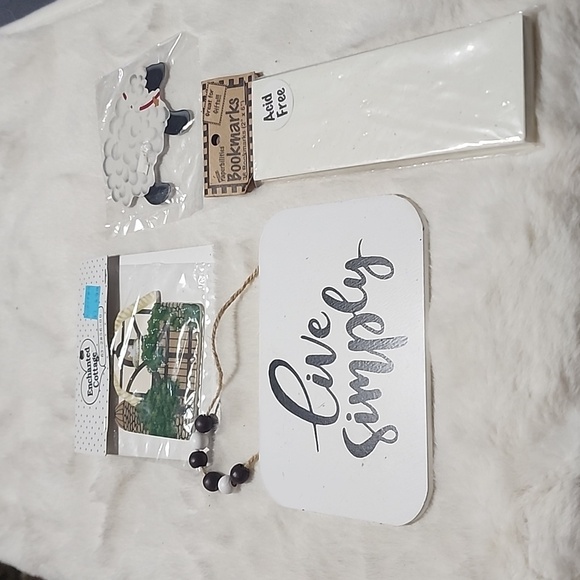 NEW IN PACKAGES ASSORTMENT BUNDLE. - Picture 1 of 9